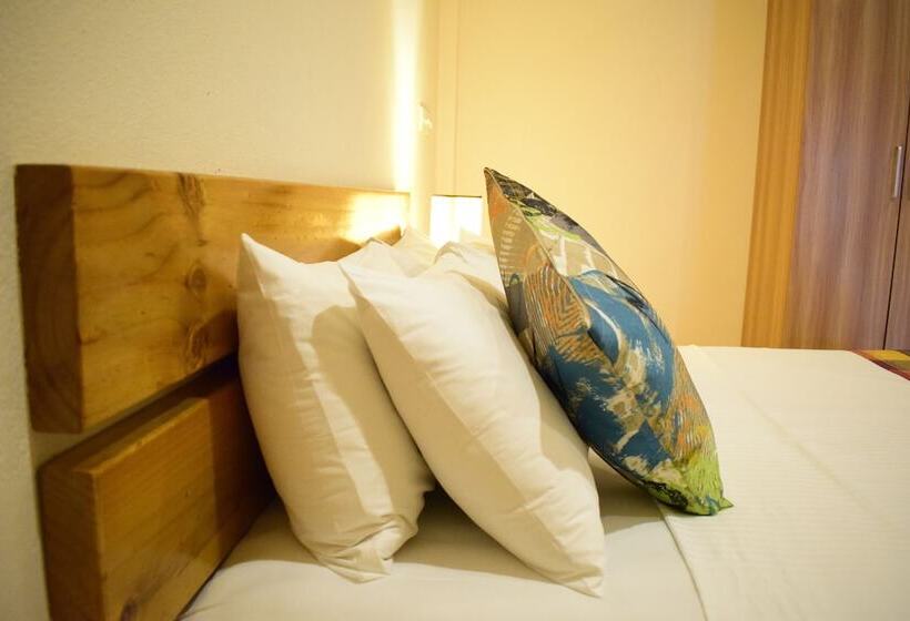 پانسیون Banana Residence