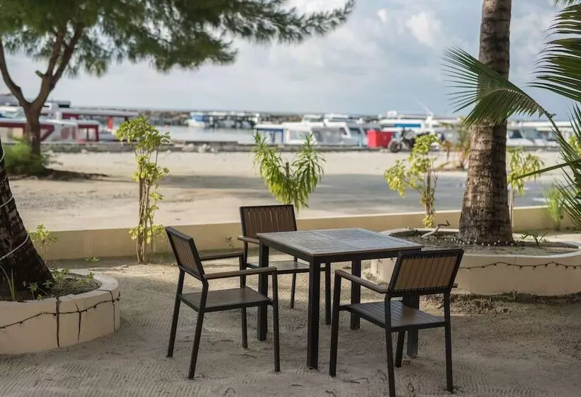 هتل Icom Marina Sea View