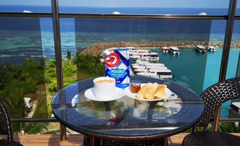 Hotel Icom Marina Sea View