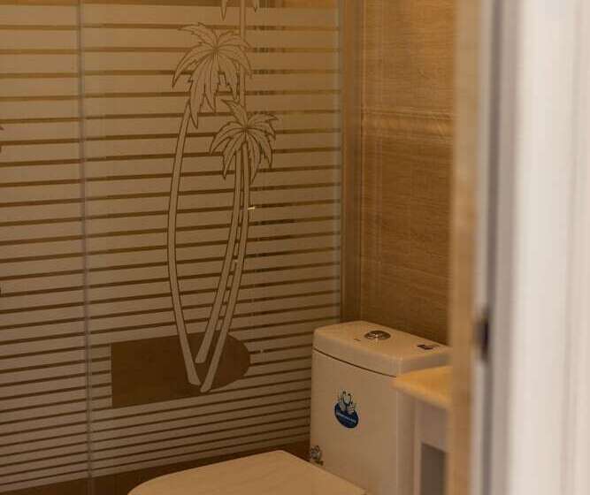 Hotel Icom Marina Sea View