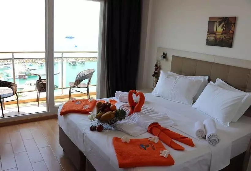 هتل Icom Marina Sea View