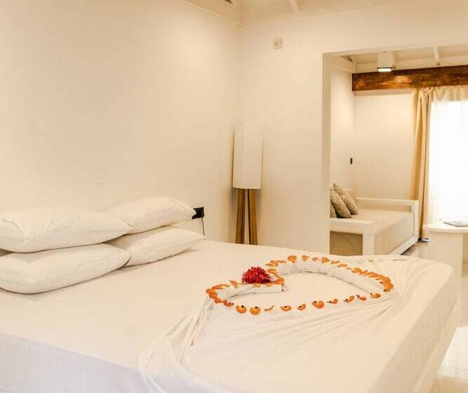 Rasdhoo Apartment Lodge