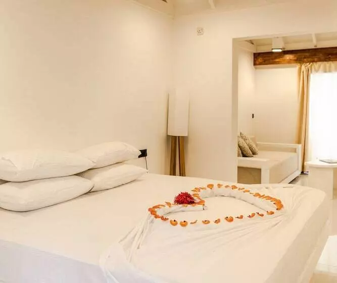 Rasdhoo Apartment Lodge