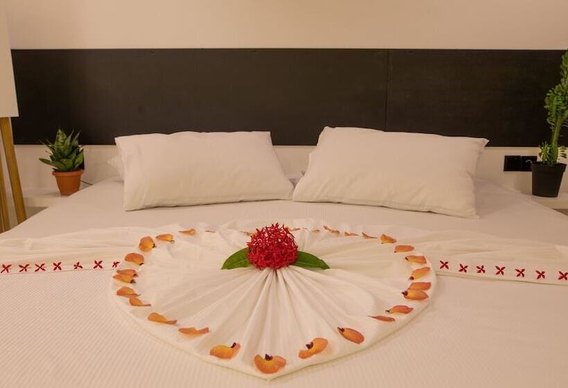 Rasdhoo Apartment Lodge