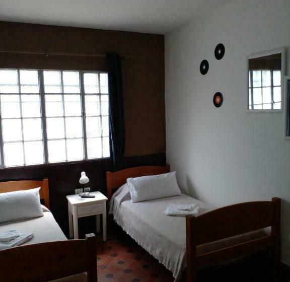 ペンション Eucalipto Hostel