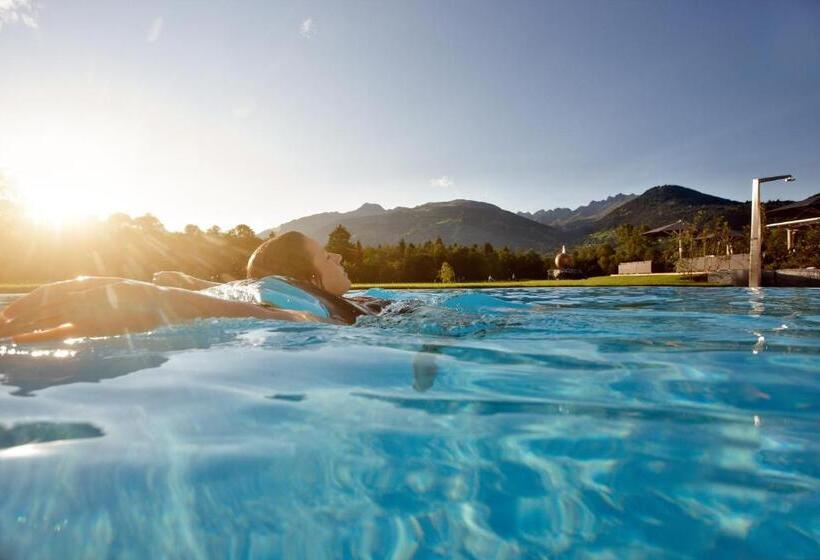 호텔 Dolomitengolf Suites