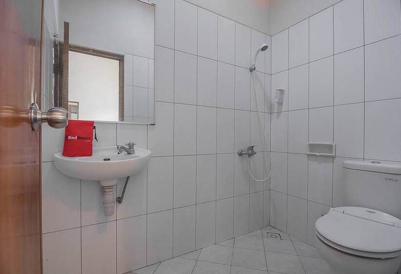 펜션 Reddoorz @ Maribaya Street 2