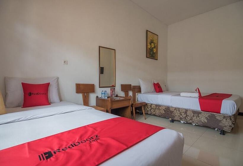 펜션 Reddoorz @ Maribaya Street 2