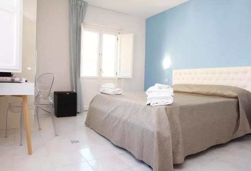 酒店 Albergo Russo