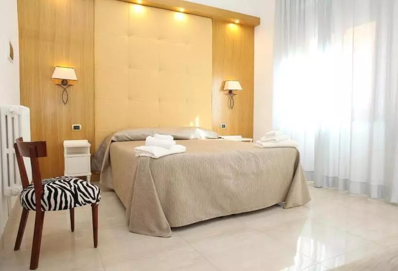 酒店 Albergo Russo