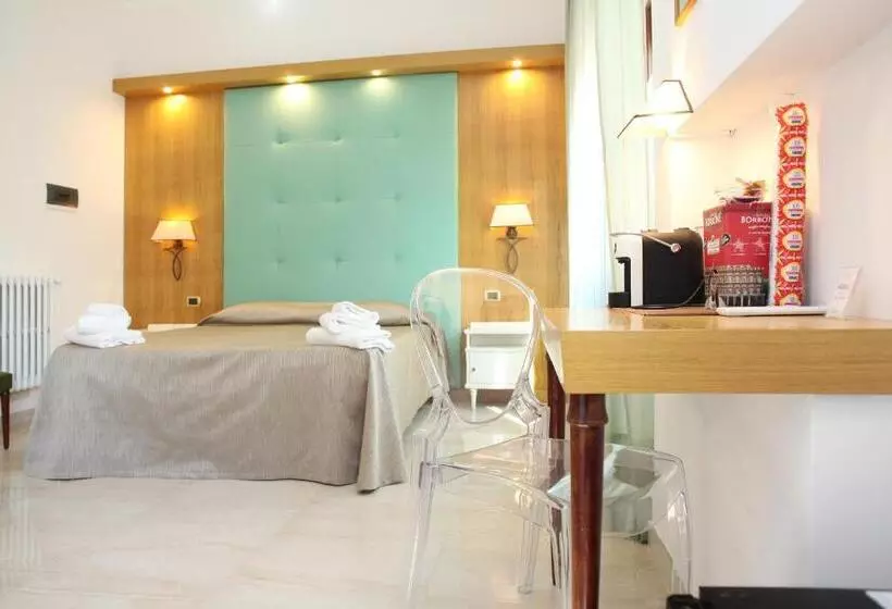 酒店 Albergo Russo