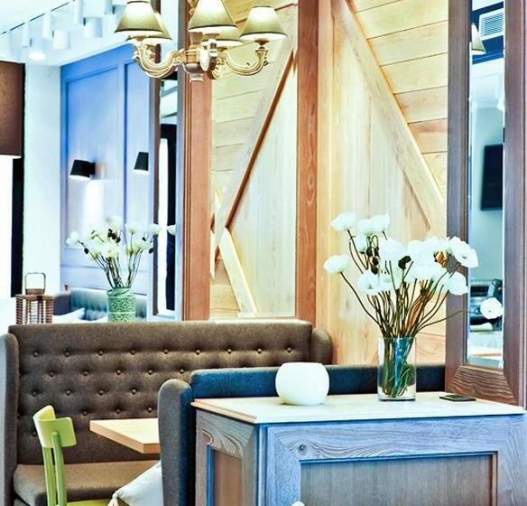 בית מלון כפרי Ambassador