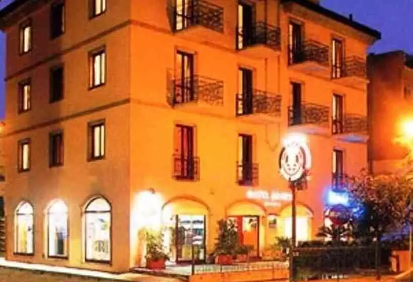 هتل Regent In Pieno Centro