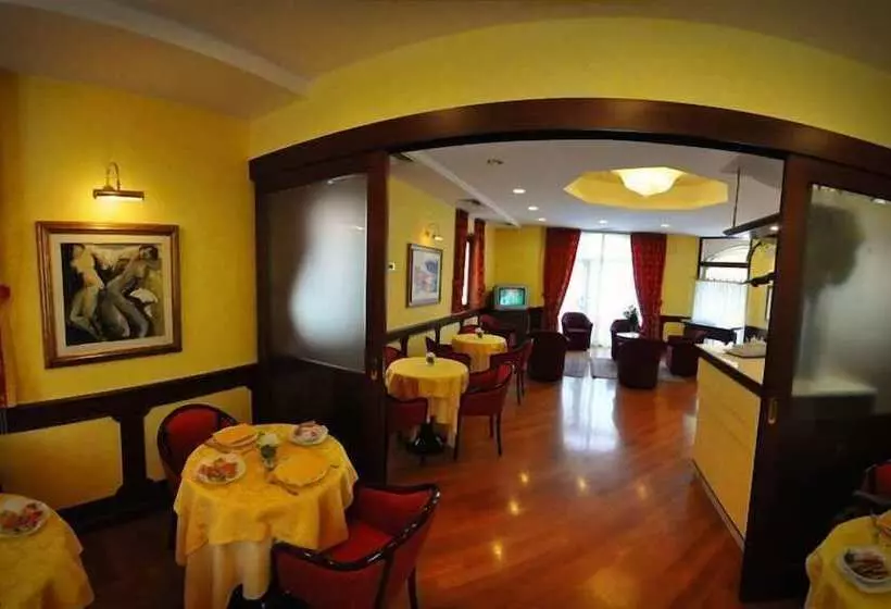 هتل Regent In Pieno Centro