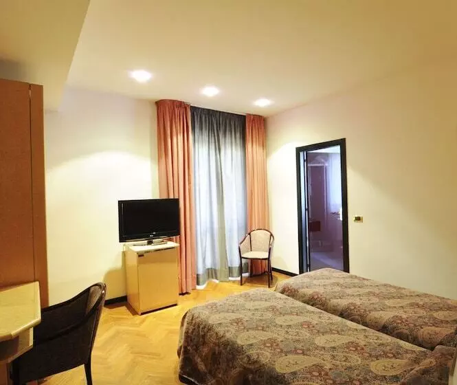 هتل Regent In Pieno Centro