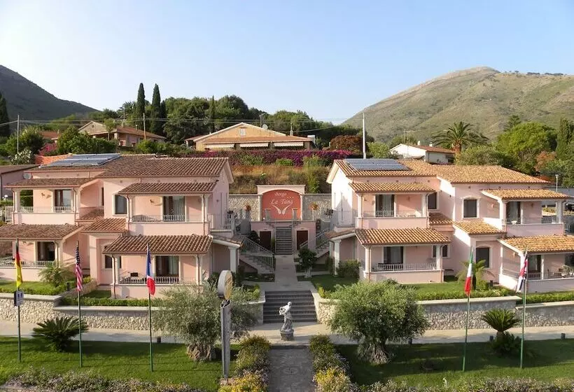 호텔 Ristorante Borgo La Tana