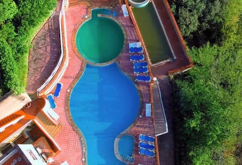 هتل Suisse Thermal Village