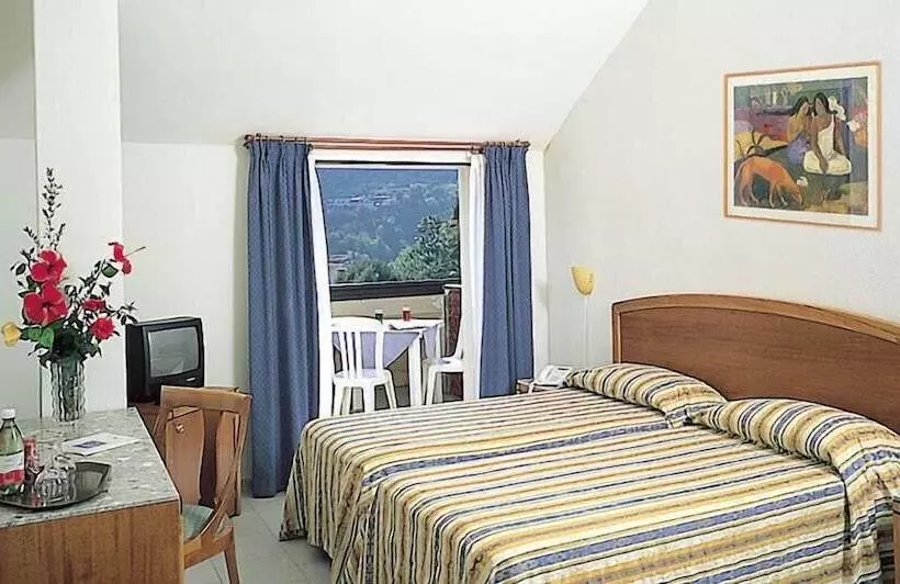 هتل Suisse Thermal Village