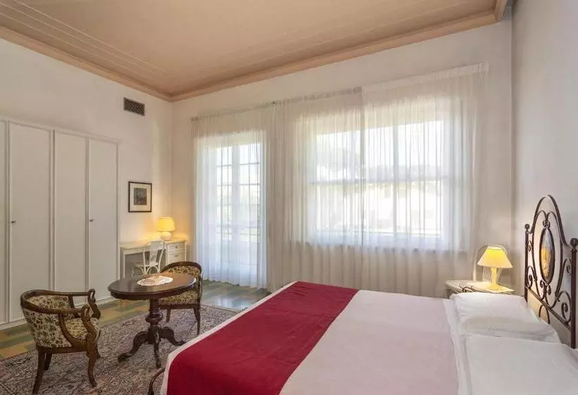 ホテル Villa Edera