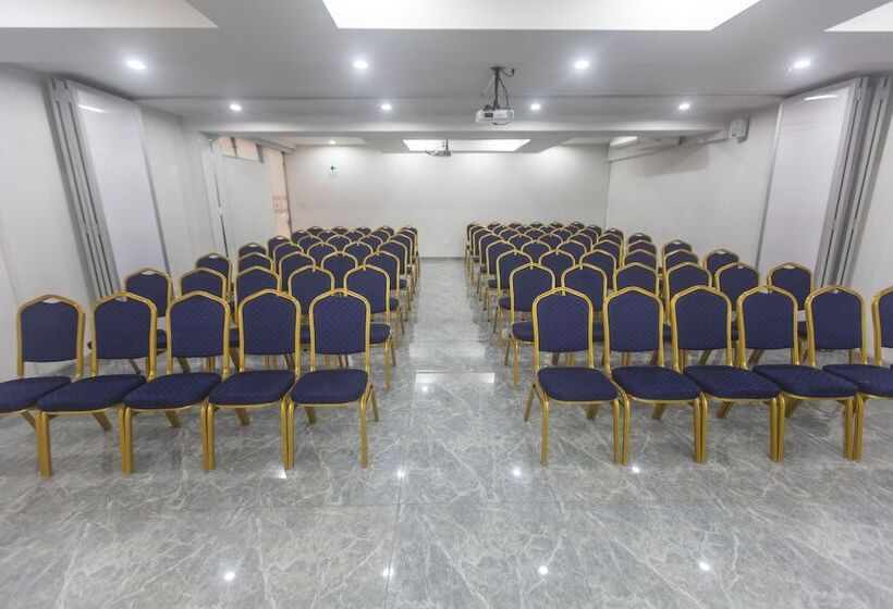 Gran Recreo Hotel Trujillo Perú