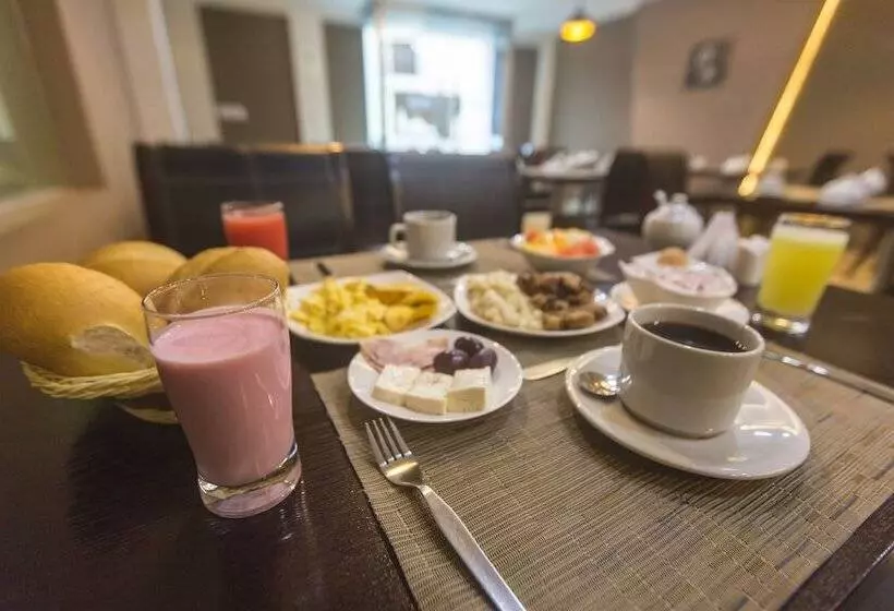 Gran Recreo Hotel   Trujillo   Perú