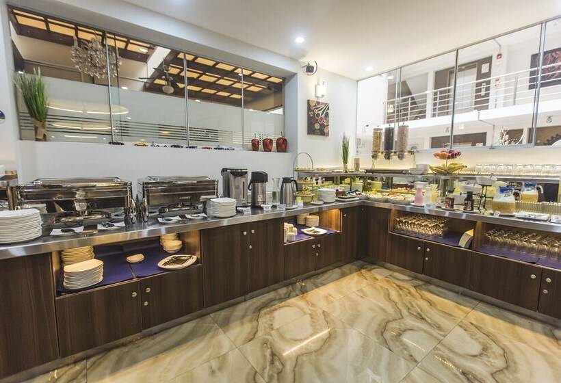 Gran Recreo Hotel Trujillo Perú