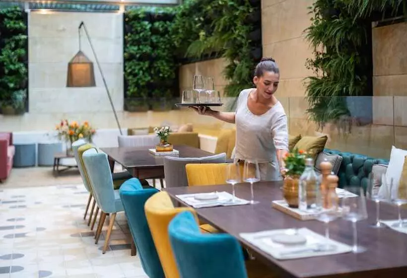 Hotelli Cocomat Athens Bc