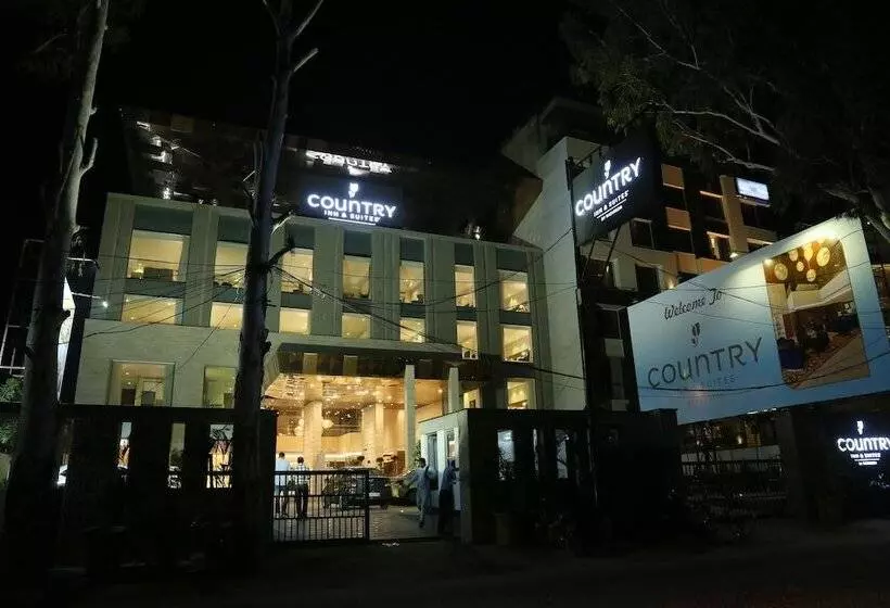 Hotelli Country Inn & Suites By Radisson Zirakpur