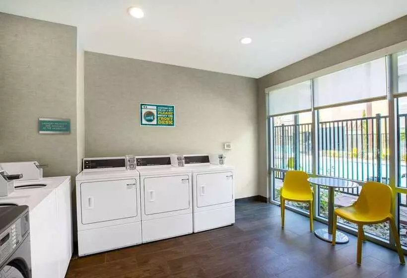 Hotelli Home2 Suites By Hilton Carlsbad