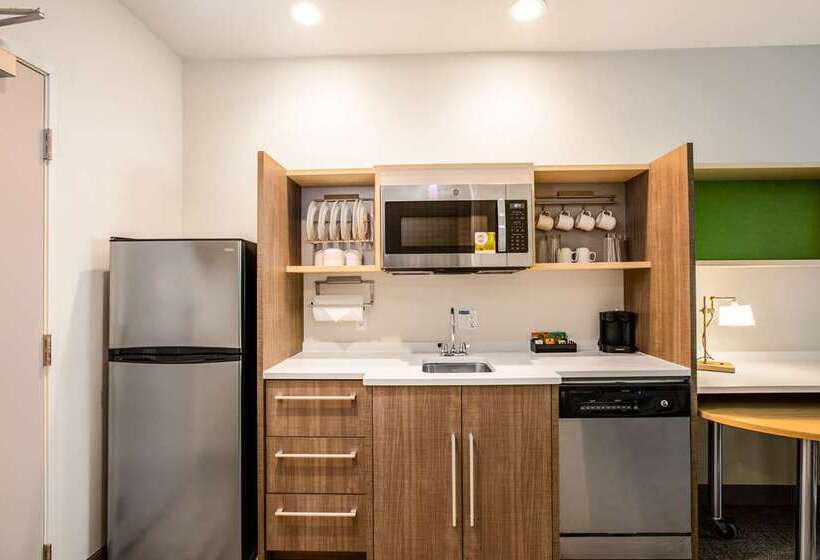 هتل Home2 Suites By Hilton Carlsbad