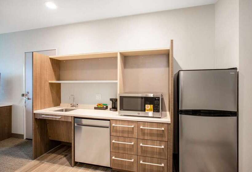 هتل Home2 Suites By Hilton Carlsbad