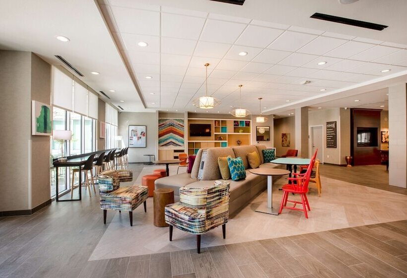 هتل Home2 Suites By Hilton Carlsbad