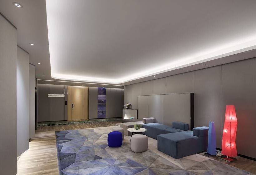 Ibis Styles Hotel Nanjing South Railway Station North Square