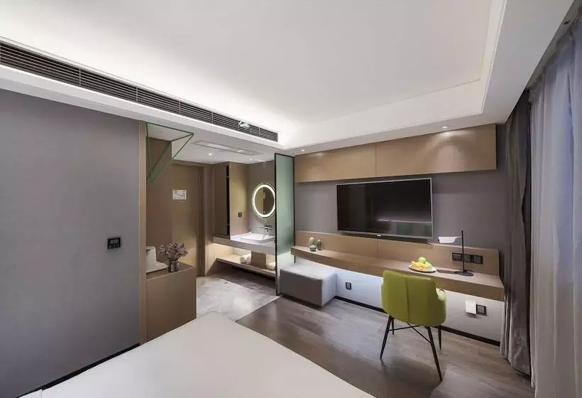 Ibis Styles Hotel Nanjing South Railway Station North Square