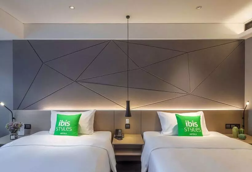 Ibis Styles Hotel Nanjing South Railway Station North Square