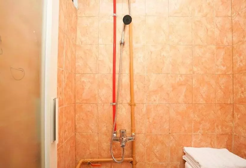 ホテル Marcello Residence Siwalankerto Near Petra University Surabaya Mitra Reddoorz