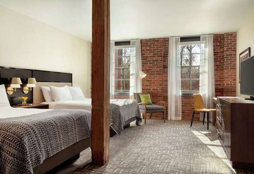 هتل The Wilbur Lititz, Tapestry Collection By Hilton