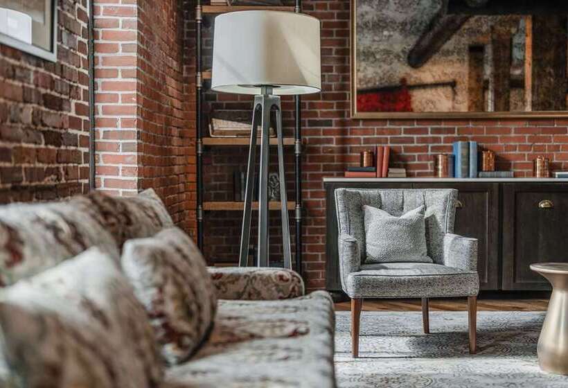 هتل The Wilbur Lititz, Tapestry Collection By Hilton