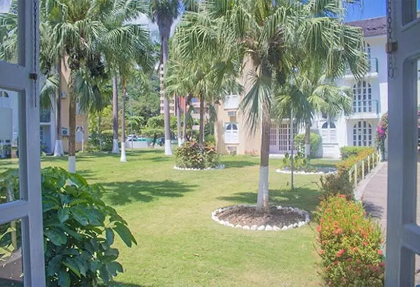 Conch Shell Beach Studio @ Sandcastles