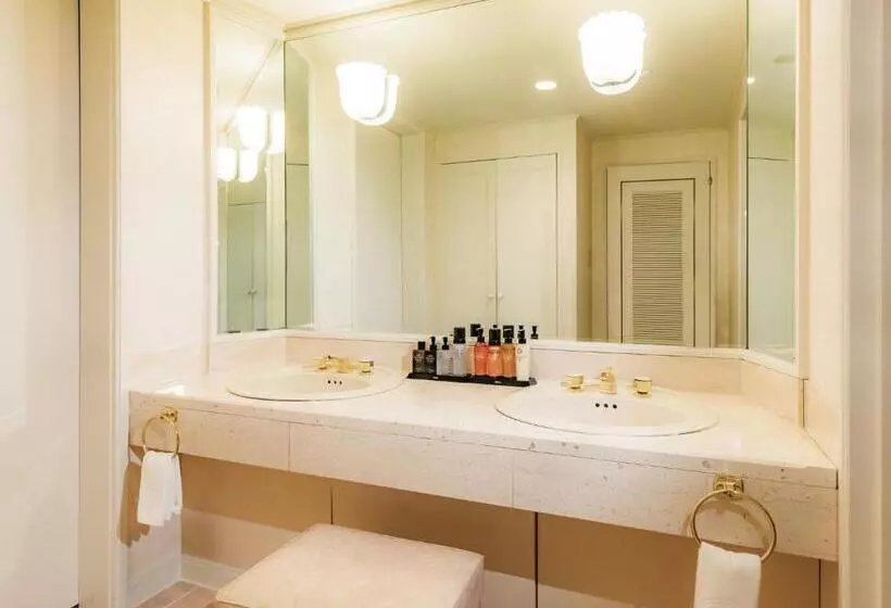 Sapporo View Hotel Odori Park