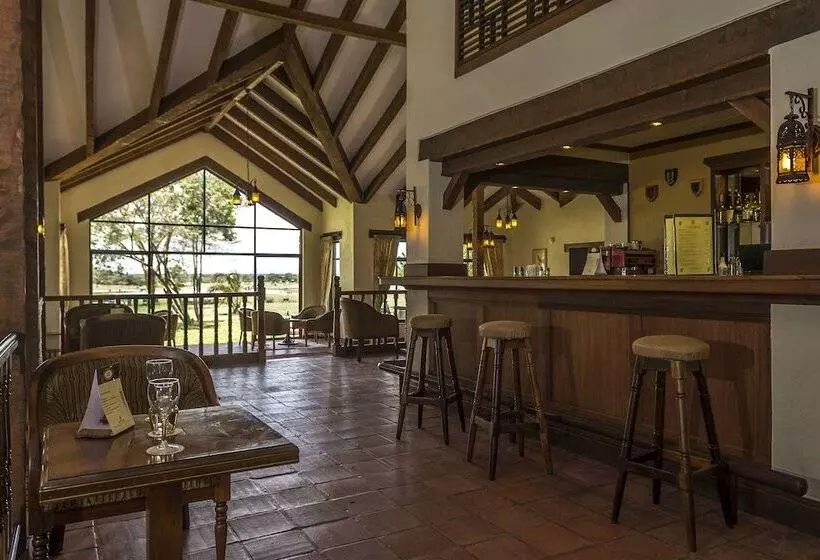 هتل Sweetwaters Serena Camp