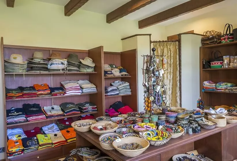 هتل Sweetwaters Serena Camp