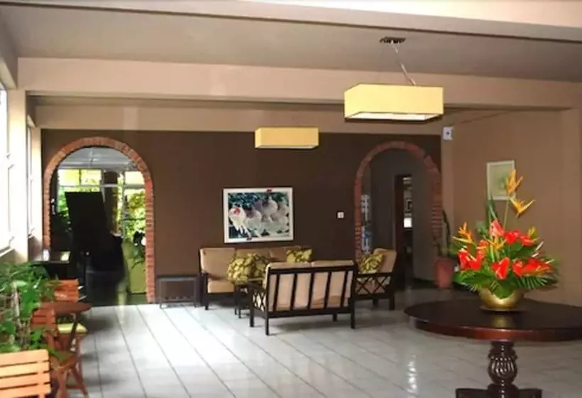 هتل The Mandeville