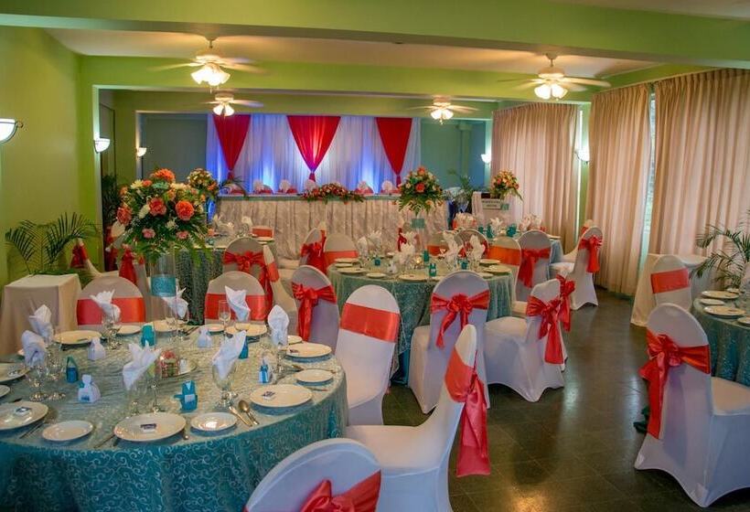 בית מלון כפרי The Mandeville