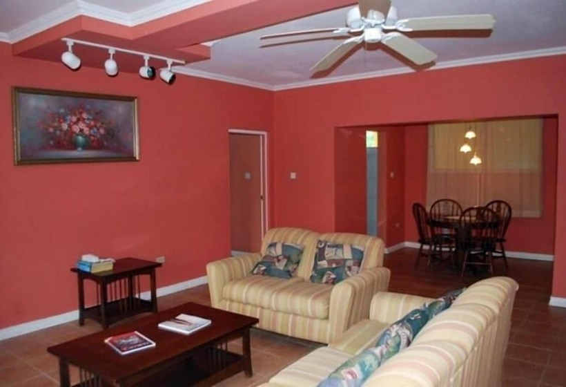 בית מלון כפרי The Mandeville