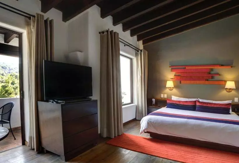 Avandaro Golf & Spa Resort