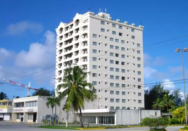 هتل Aquarius Beach Tower