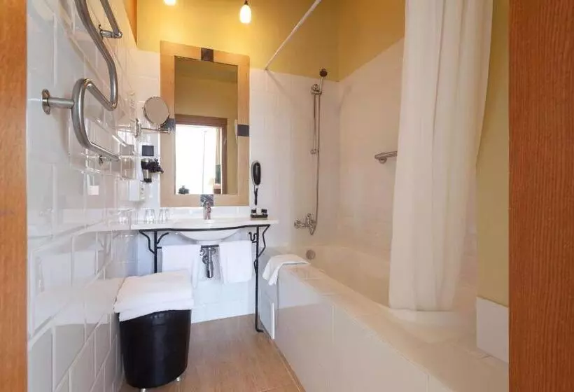 هتل Best Western Santakos