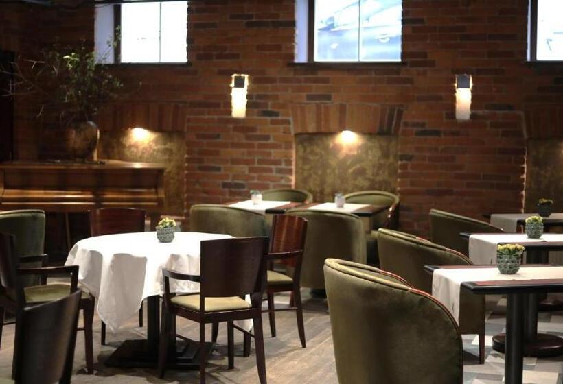 هتل Best Western Santakos