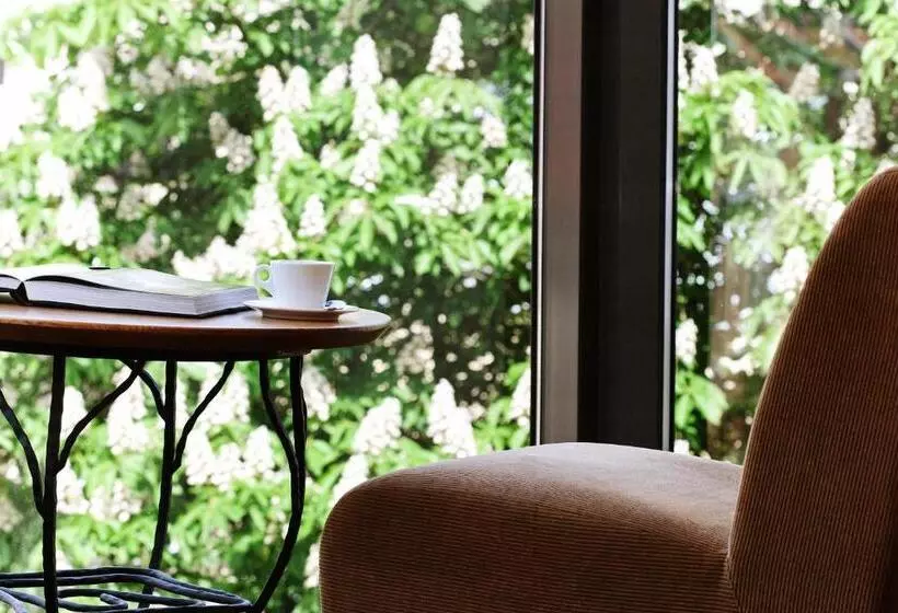 هتل Best Western Santakos